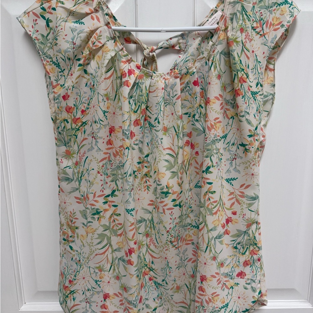 LC Lauren Conrad Pink and Orange Flutter Sleeve Blouse